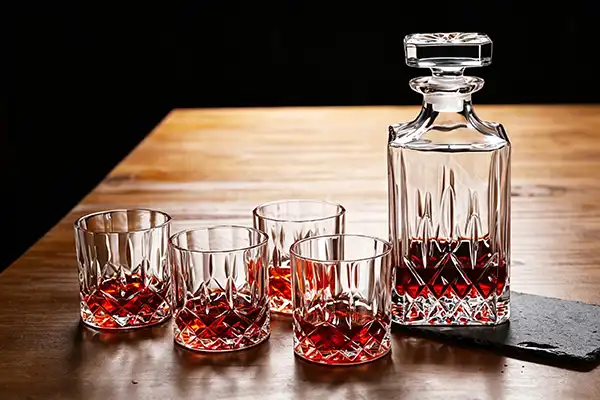 Square Diamond Wine Bottle For Whiskey And Liquor Storage